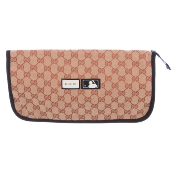 Authentic GUCCI X MLB Rare Slipper Pouch NWOT - Picture 1 of 13